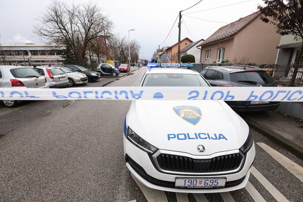 Napad nožem u zagrebačkoj školi, ranjena učiteljica i učenici