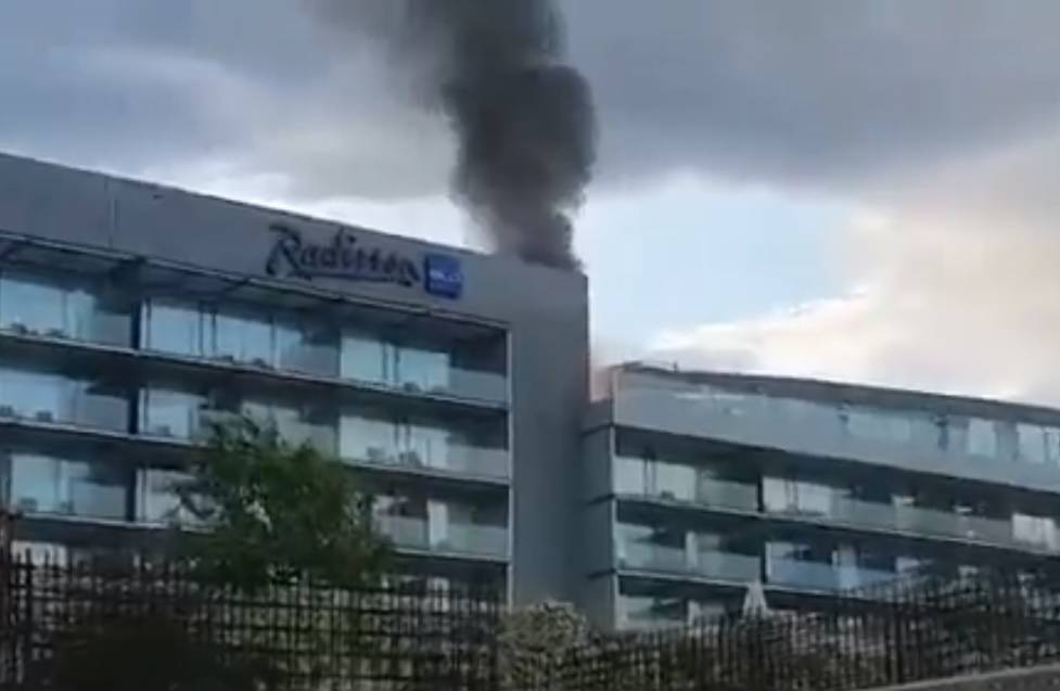 U požaru hotela Radisson Blu ozlijeđen radnik, gorio jacuzzi