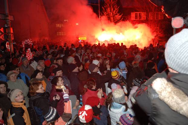 ARHIVA - 2009. Mrkopalj: Do?ek Jakova Faka, bron?anog biatlonca