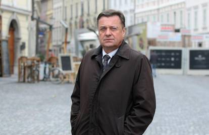 Panika u Ljubljani: Janković dobio pismo s bijelim prahom 