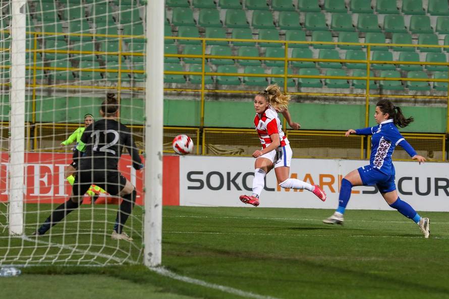 Pula: Kvalifikacije za Svjetsko prvenstvo za nogometašice 2023., Hrvatska - Moldavija