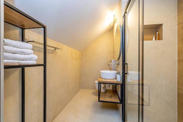 FOTO Luksuz u Gorskom kotaru: Planinska kuća koja mami na bijeg u svim godišnjim dobima