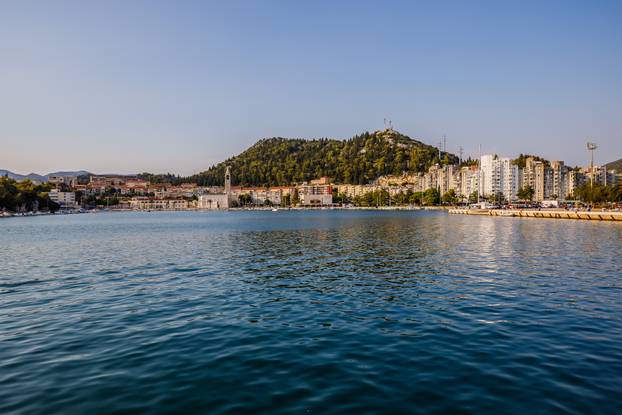 Ploče: Polazak posebnog trajekta s kojeg će se gledati vatromet