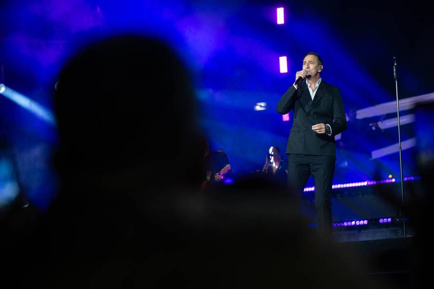 Zagreb: Koncert Sergeja Ćetkovića u Areni Zagreb