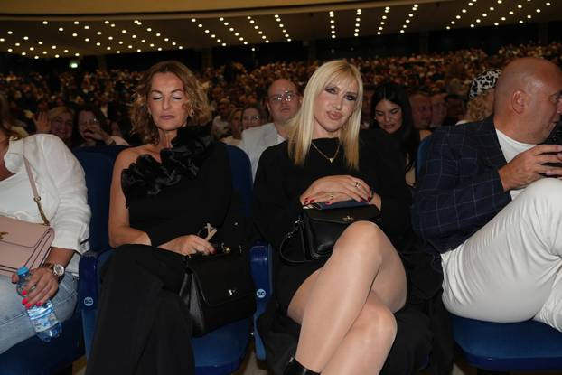 U sjećanje na Tomu Zdravkovića, u Sava centru održan je koncert „Pesme moje, za mene živiš“