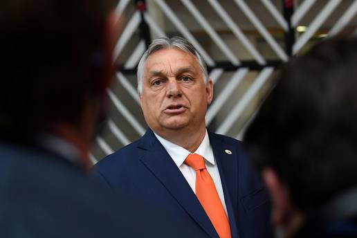 Orban nudi koridor za izbjeglice prema Zapadu i poručuje:  'Ako ih trebate, onda ih uzmite...'