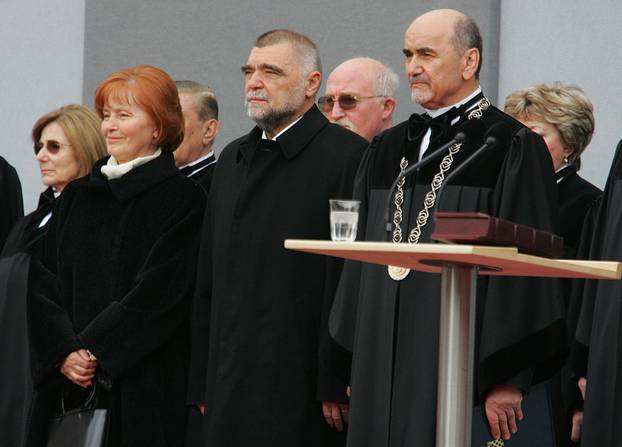 ARHIVA - 18.02.2005. Zagreb: Inauguracija predsjednika Republike Hrvatske Stjepana Mesića