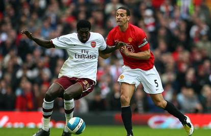 Arsenal u problemima: Adebayor želi veću plaću
