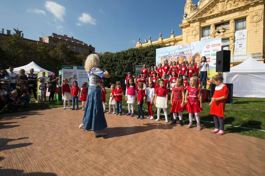 Piknik na Tomislavcu oduševio stotine školaraca i roditelja