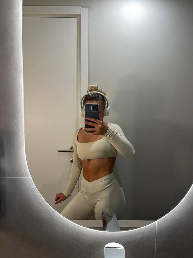 FOTO Ova srpska influencerica više je od 'lijepog lica', a radila je i kao 'sezonac' u Hrvatskoj