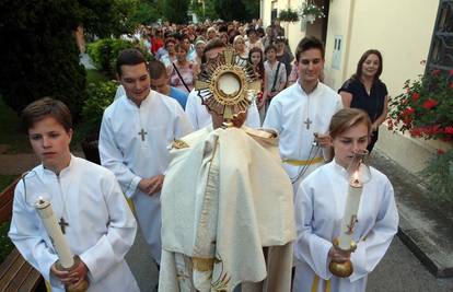 Katolici danas slave Tijelovo - u spomen na Veliki četvrtak...