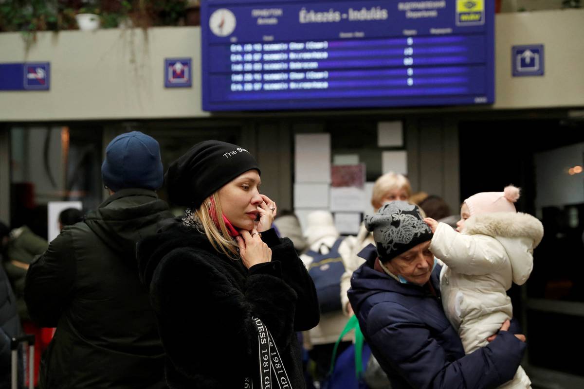 Zbog oštrih sankcija zapada, Rusi masovno idu vlakom do Finske: 'Očajnički žele otići'