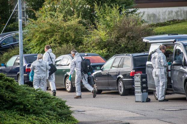 Drei Tote nach SchÃ¼ssen in Wohnhaus