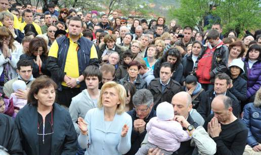 Protivnici Međugorja: Otkud toliko ukazanja, tajni, poruka?