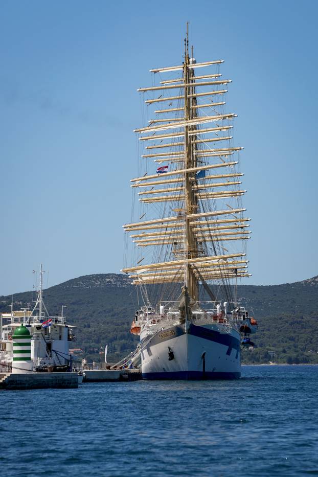 Zadar: Jedrenjak Royal Clipper na Pozdravu suncu