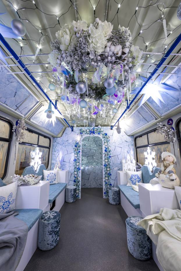 Božićni tramvaj uveseljavat će putnike u Osijeku 