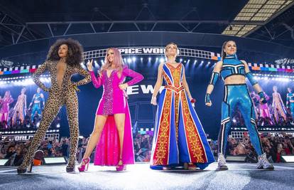 Spice Girls završavaju turneju u Londonu: 'Zapalile' Wembley