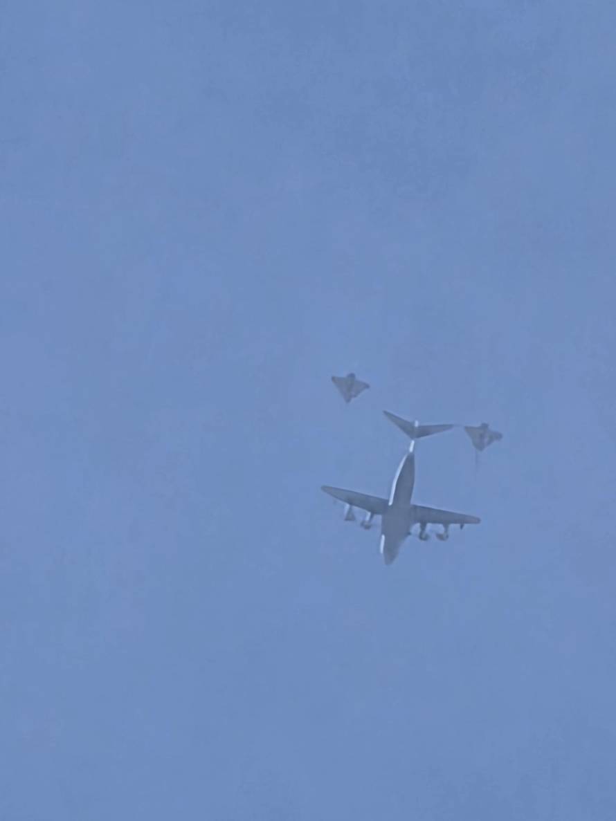 VIDEO 'Mrcina' u pratnji vojnih aviona kružila iznad Hrvatske