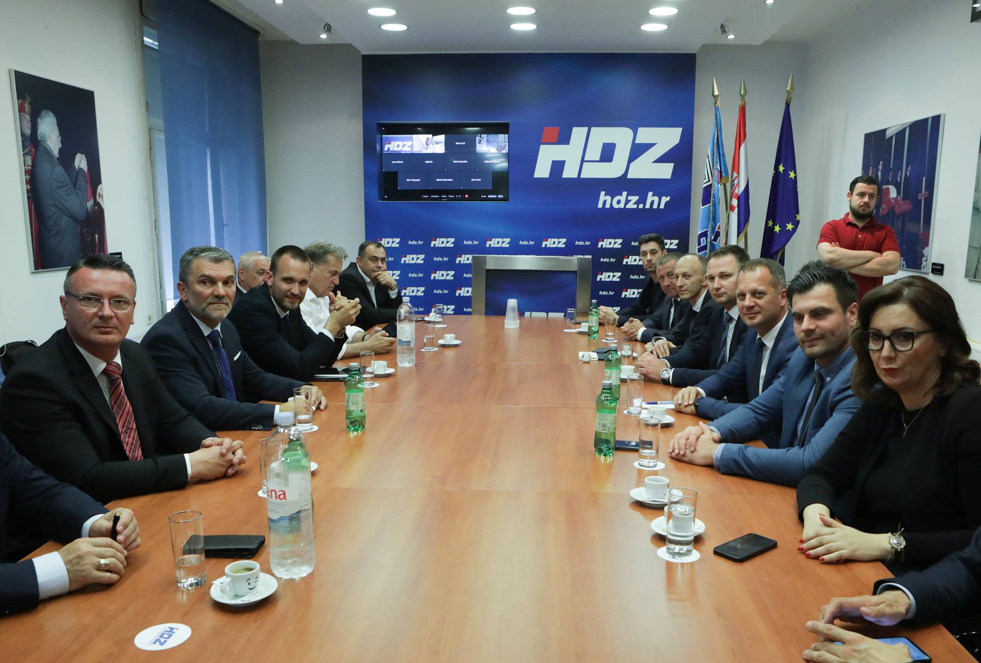 Zagreb: Sjednica Predsjedništva HDZ-a