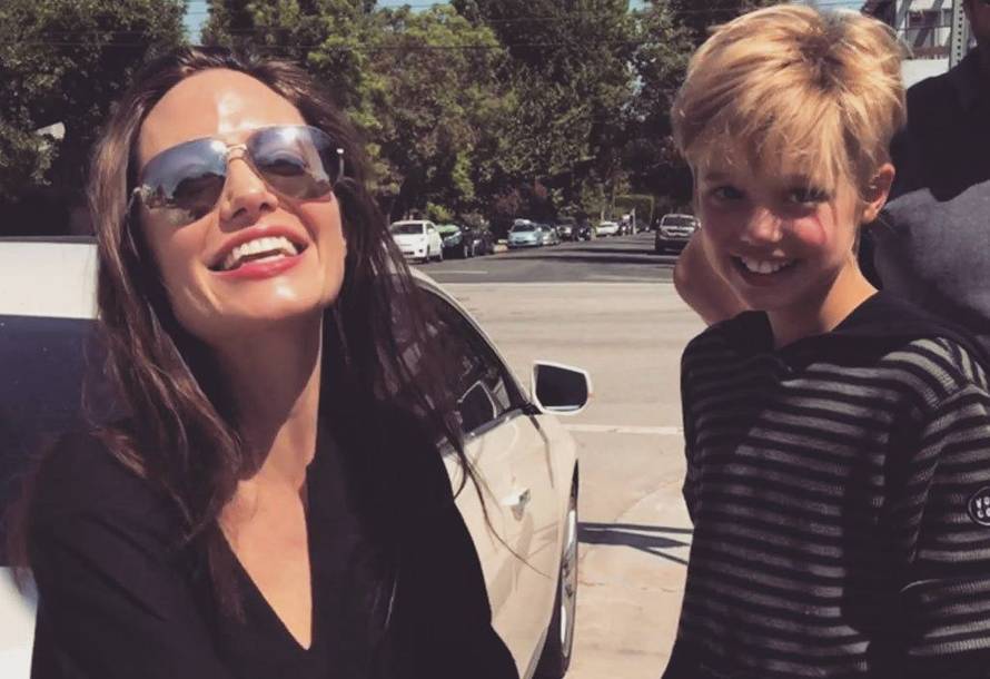 Kći im je transrodna? Jolie i Pitt priznali da želi muško ime