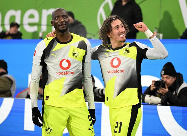 Bundesliga - VfL Wolfsburg v Borussia Dortmund