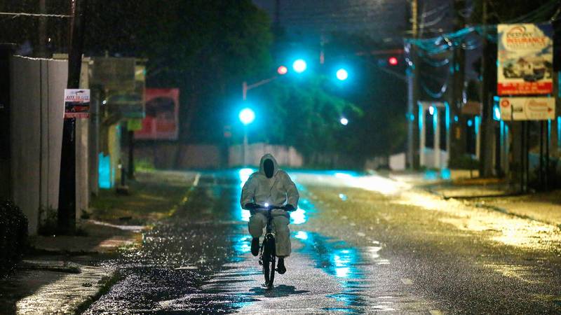 Smrtonosan uragan Melissa se približava obali, a neki ne žele slijediti upute: 'Ne žalim otići'