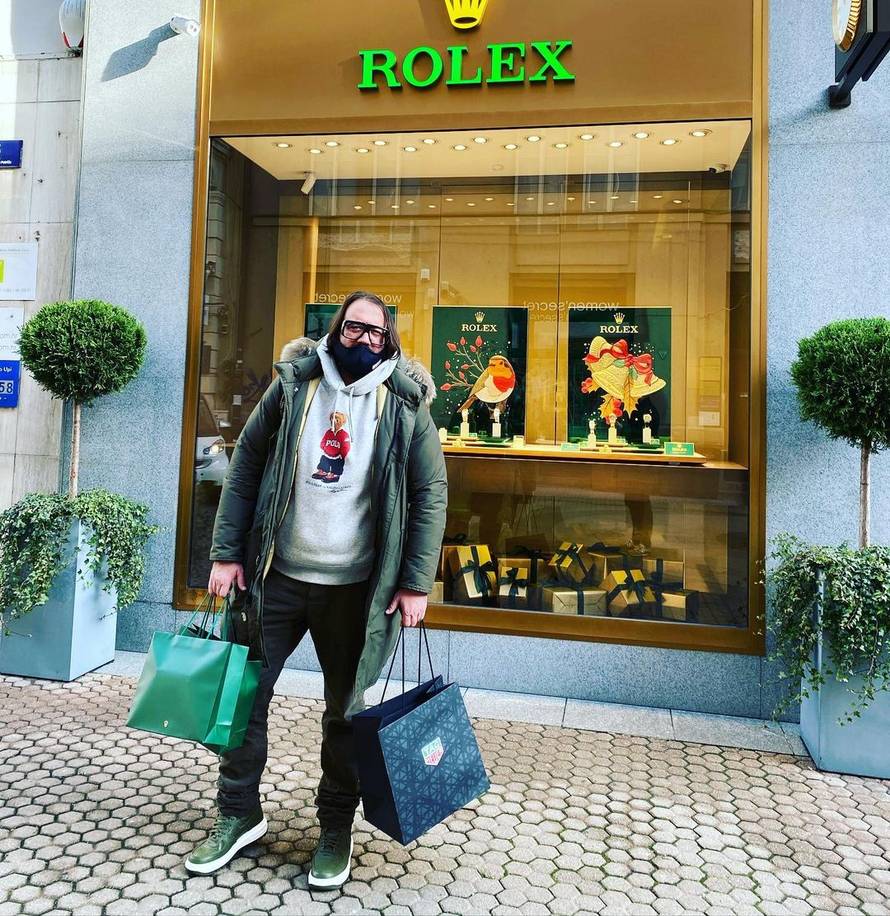 Vidoje Ristović nekoliko sati prije smrti objavio je fotke kćeri