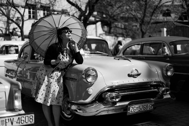 Zagreb: Na Europskom trgu održana je izložba oldtimera