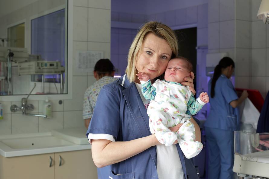 Porodile 100.000 bebica: 'Plač djeteta je kao pjesma anđela...'