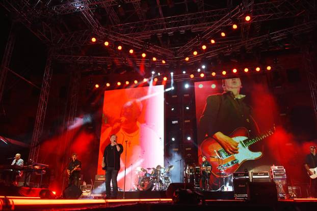 Pula: Prljavci napunili Arenu