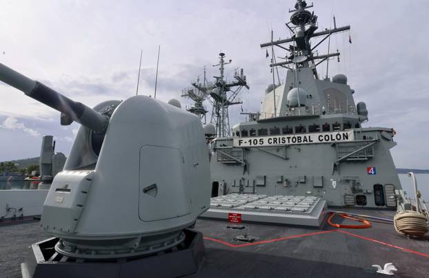 Split: Ekskluzivni obilazak fregate F-105 Cristóbal Colón, jednog od tehnološki najnaprednijih brodova španjolske ratne mornarice
