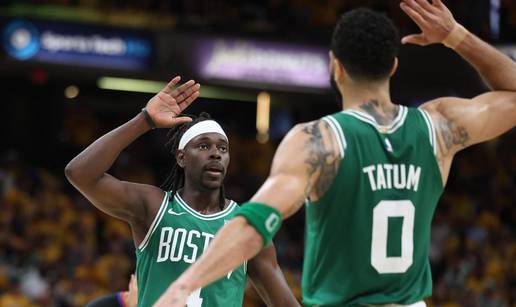 VIDEO Boston u finalu NBA lige, Tatum i Brown pomeli Indianu