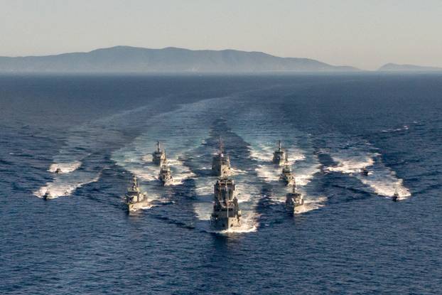 Split: Pogled iz zraka na Hrvatsku ratnu mornaricu koja izvodi vježbu za vojni Mimohod 2025. 