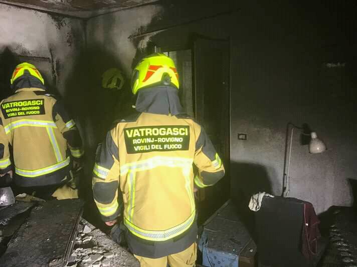 Zbog kvara na hladnjaku skoro je izgorjela cijela kuća u Istri