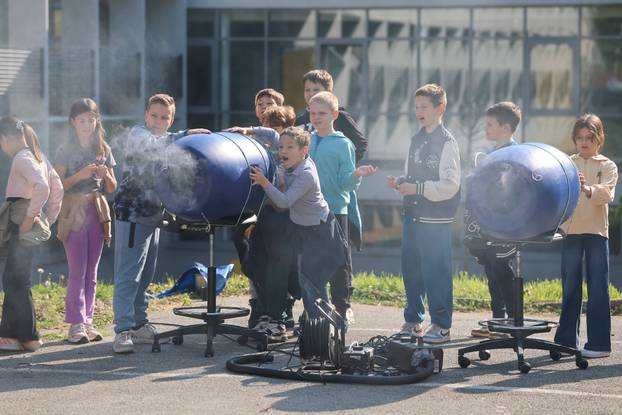 Zagreb: Održano je popularno-znanstveno događanje pod nazivom #SciHill
