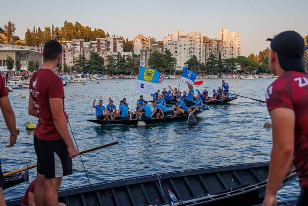 Ploče: Pobjednici ovogodišnjeg Maratona lađa je ekipa iz Zagreba