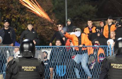 Šokantan video: Torcidaš ispalio signalnu raketu prema tribini