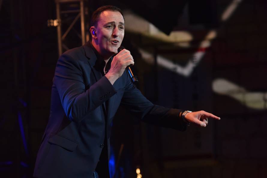 'Svojim curicama Loli i Mili ne volim govoriti da su posvojene'