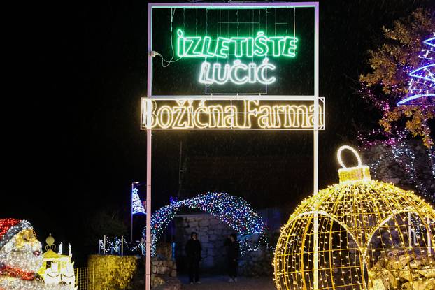 Božićno selo u Gornjem Docu