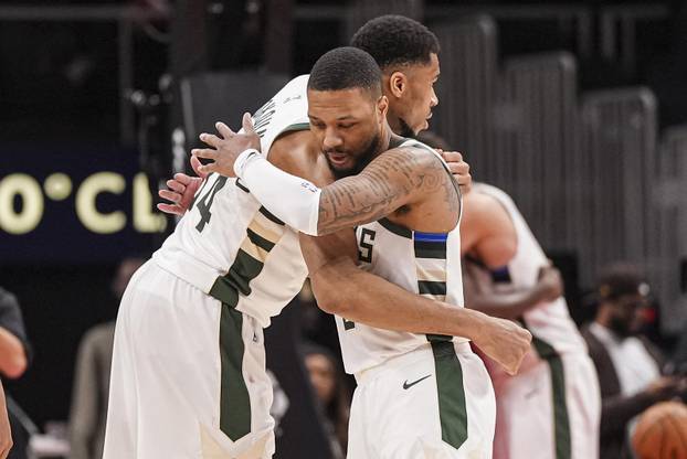 NBA: Milwaukee Bucks at Atlanta Hawks