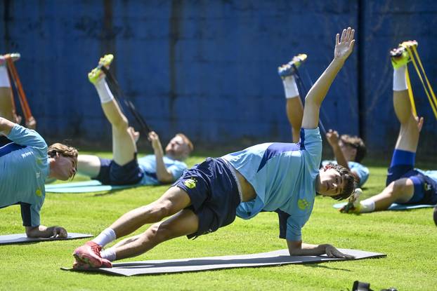 Zagreb: Media day i trening Dinama s novim trenerom 