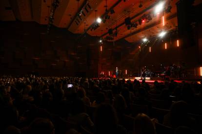 FOTO Sergej Ćetković održao je drugi koncert u Lisinskom: Kao gošća došla je Jelena Rozga...