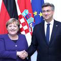Plenković i Merkel razgovarali o sezoni i dolasku Nijemaca u RH