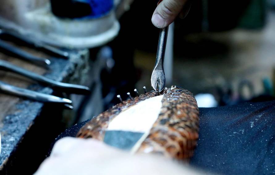 Savjeti postolara: Naučite kako ispravno mazati i čuvati cipele