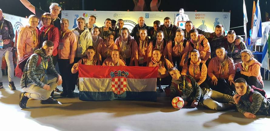 Srednjoškolska pulska futsal ekipa osvojila svjetsko srebro