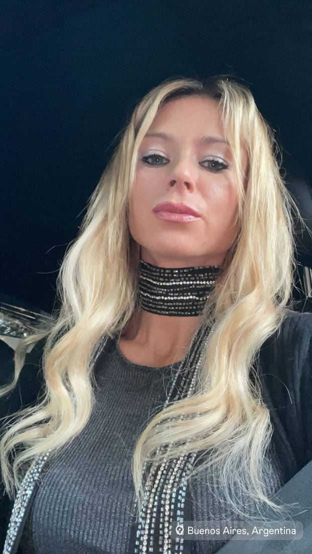 FOTO Talijanka napustila tenis, navukla tangice i postala model