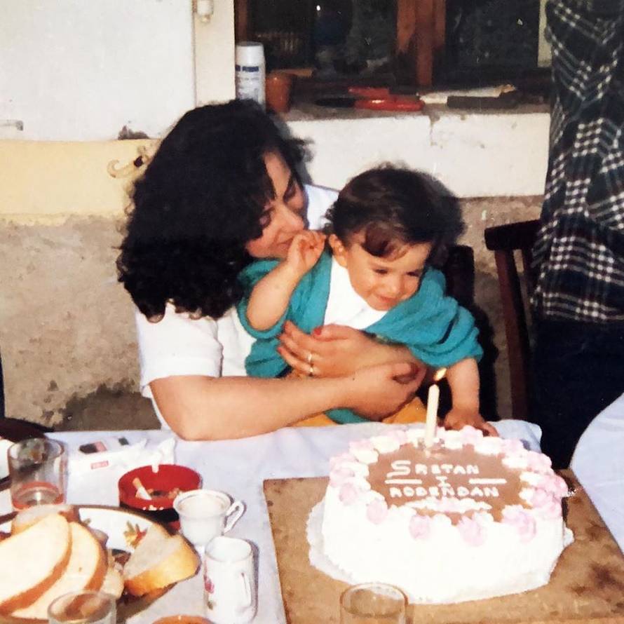 Damir Kedžo: 'Zbog korone s bakom pričam preko ograde...'