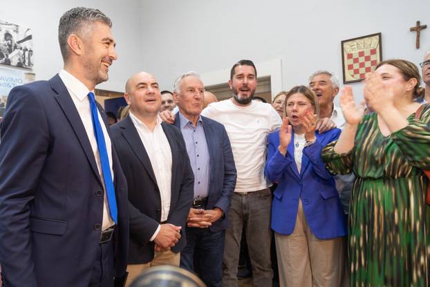 Dubrovnik: Doček izbornih rezultata u stožeru HDZ-a