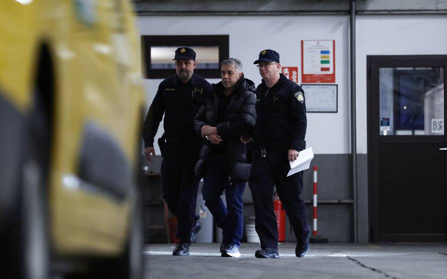 Zagreb: Privođenje osumnjičenih u aferi u Hrvatskom skijaškom savezu 