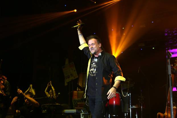 Osijek: Koncert Oliver & Gibonni u dvorani Gradski vrt